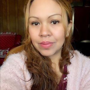 Meet your Posher, Huri